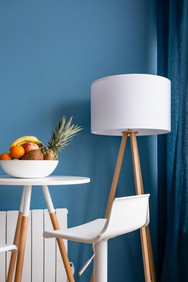 Color & Cosy Dardilly Apartment Luaran gambar